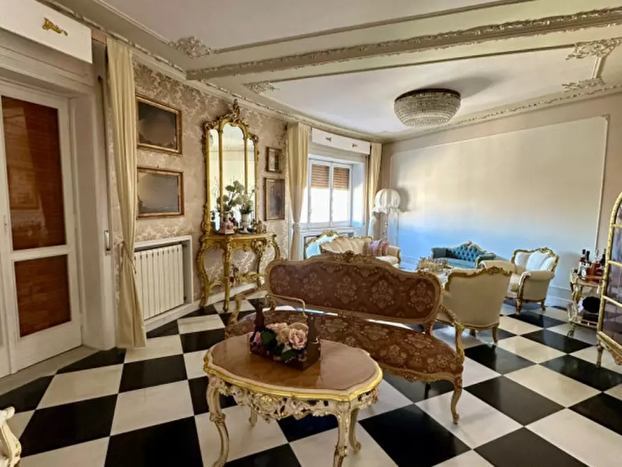 Immagine 8 di Appartamento in vendita  in Viale Teocrito 129 a Siracusa