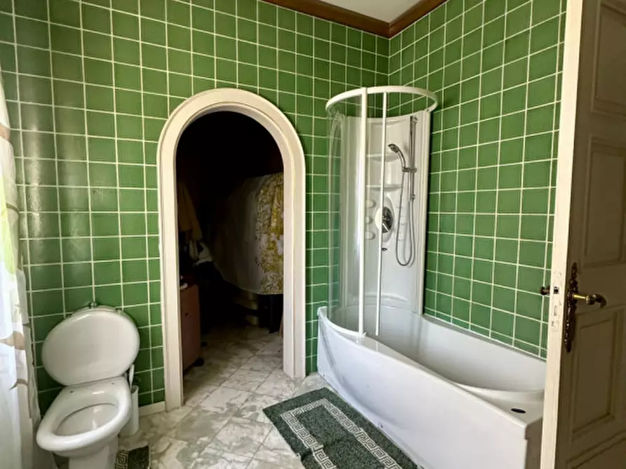 Immagine 11 di Appartamento in vendita  in Viale Teocrito 129 a Siracusa