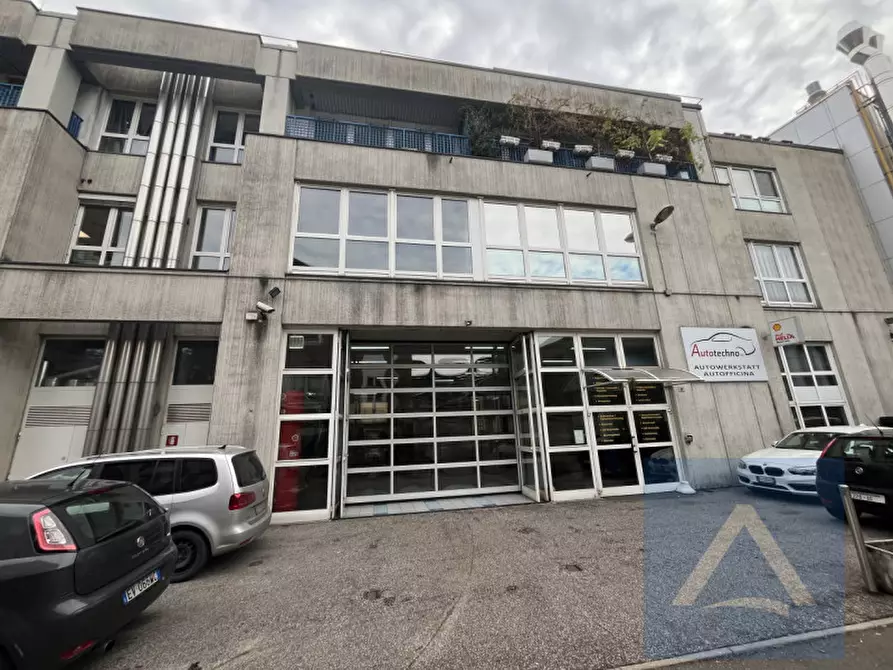 Immagine 1 di Ufficio in affitto  a Bolzano