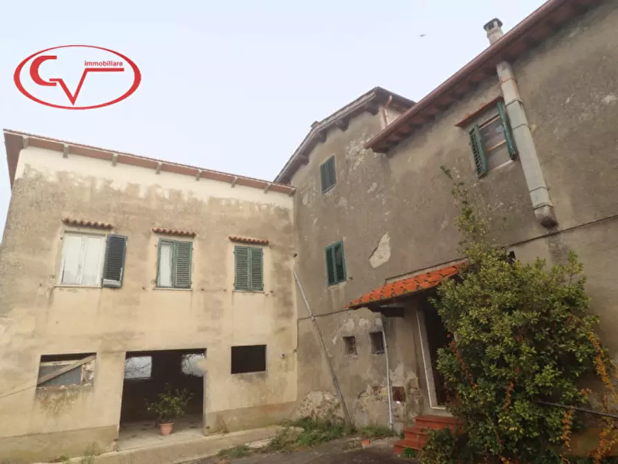 Immagine 1 di Rustico / casale in vendita  in Via di Moncioni a Montevarchi