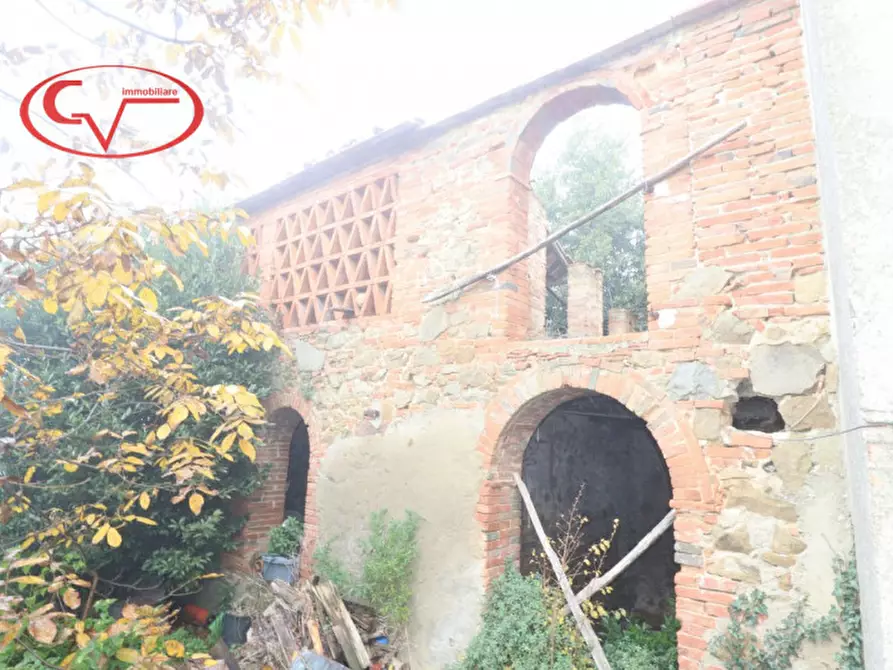 Immagine 29 di Rustico / casale in vendita  in Via di Moncioni a Montevarchi