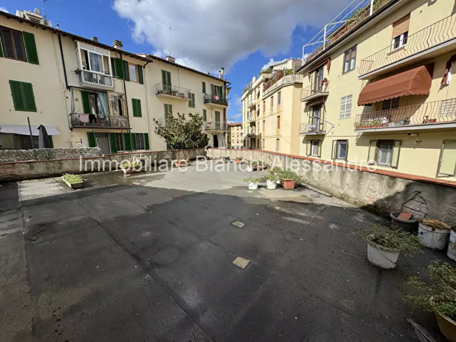 Immagine 9 di Laboratorio in vendita  in Via Francesco Datini a Firenze