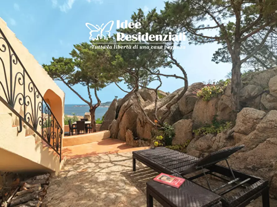 Immagine 5 di Villa in vendita  in punta sardegna porto rafael a Palau