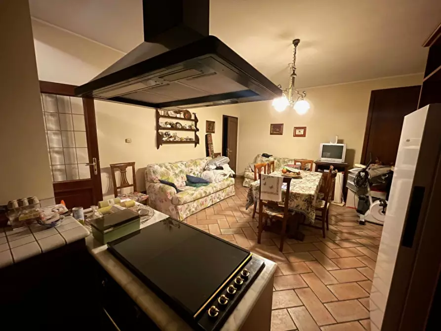 Immagine 4 di Appartamento in vendita  a Suzzara