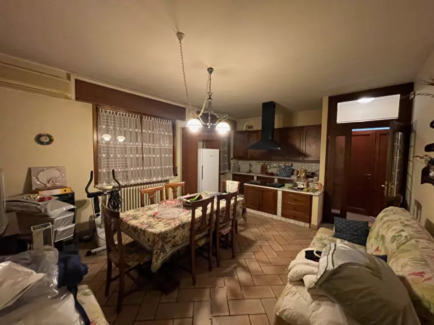 Immagine 9 di Appartamento in vendita  a Suzzara