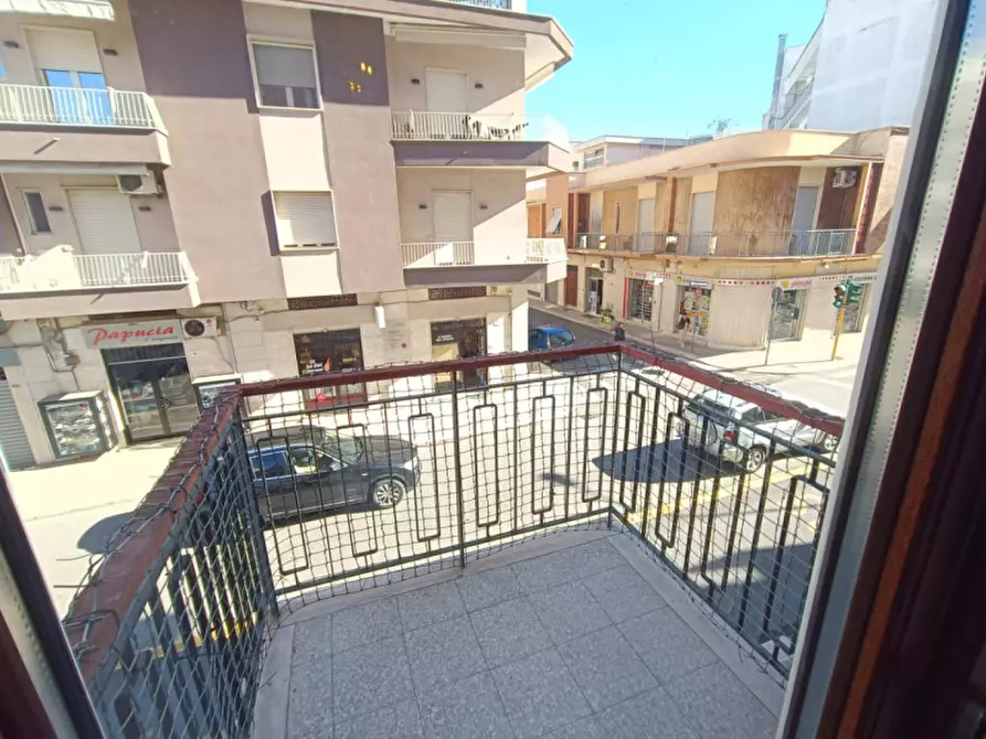 Immagine 9 di Appartamento in vendita  in VIALE ISTRA a Andria