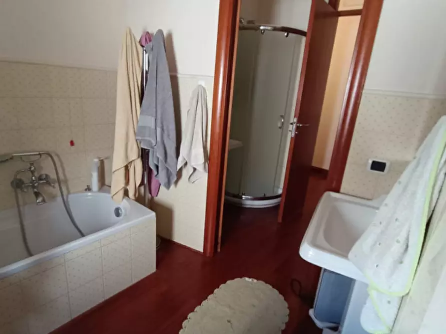 Immagine 18 di Appartamento in vendita  in VIALE ISTRA a Andria