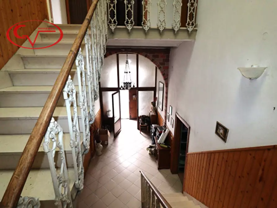 Immagine 16 di Villa in vendita  in Viale Armando Diaz a Montevarchi