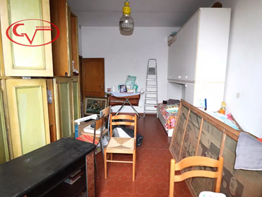 Immagine 26 di Villa in vendita  in Viale Armando Diaz a Montevarchi