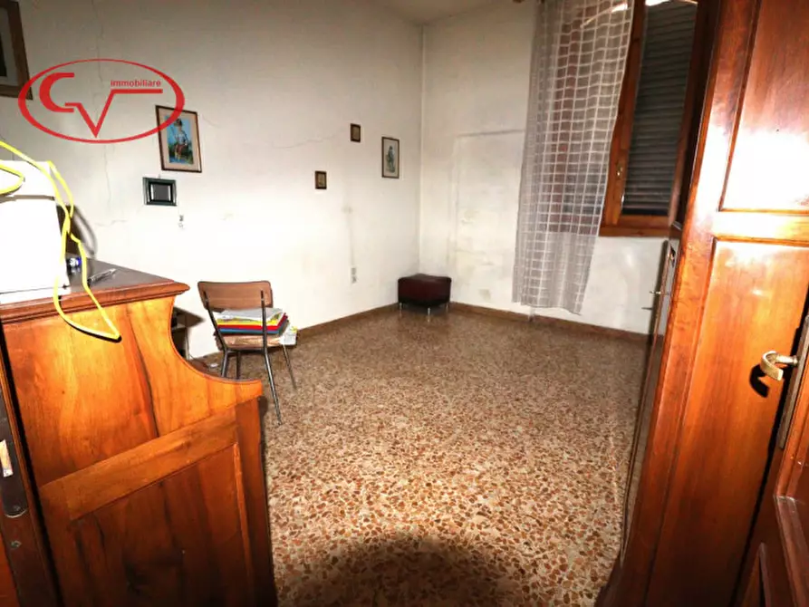 Immagine 28 di Villa in vendita  in Viale Armando Diaz a Montevarchi