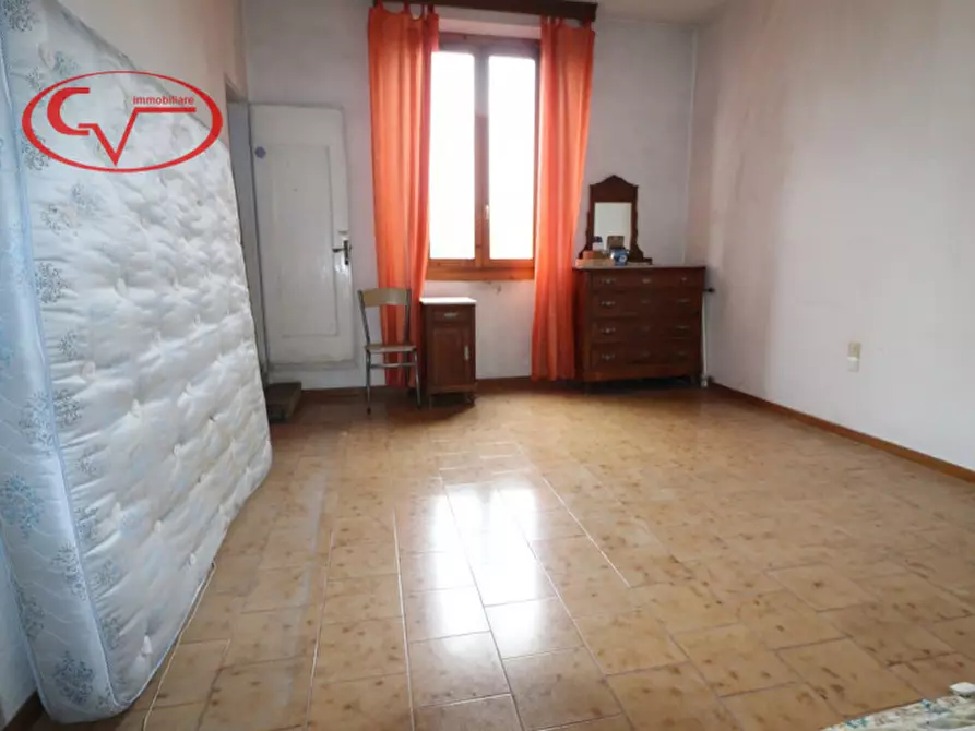 Immagine 29 di Villa in vendita  in Viale Armando Diaz a Montevarchi