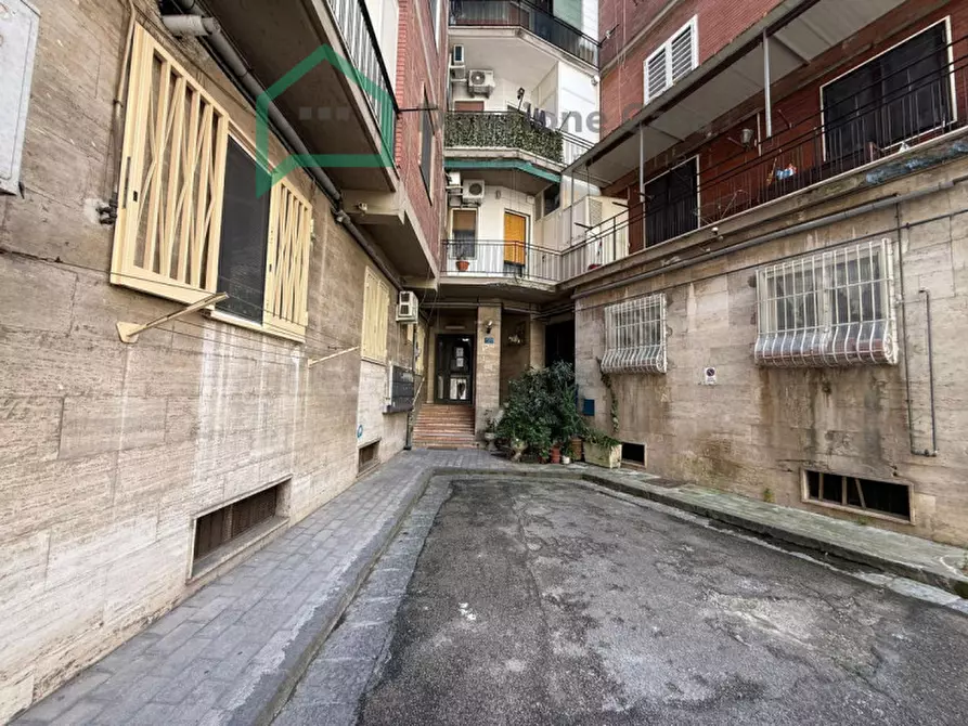 Immagine 3 di Appartamento in vendita  in Via Vecchia Poggioreale a Napoli