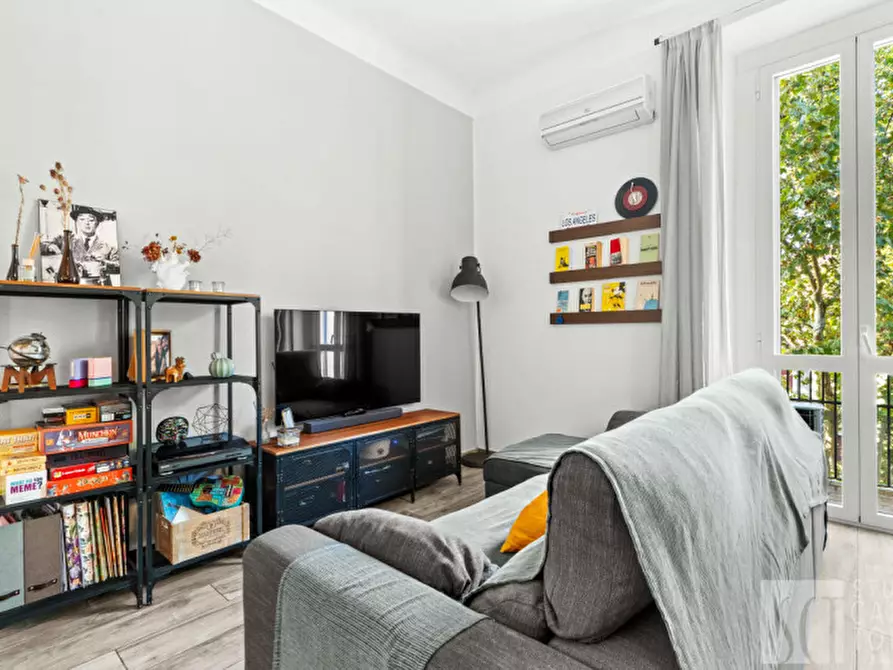 Immagine 4 di Appartamento in vendita  in via Giambellino, 67 a Milano