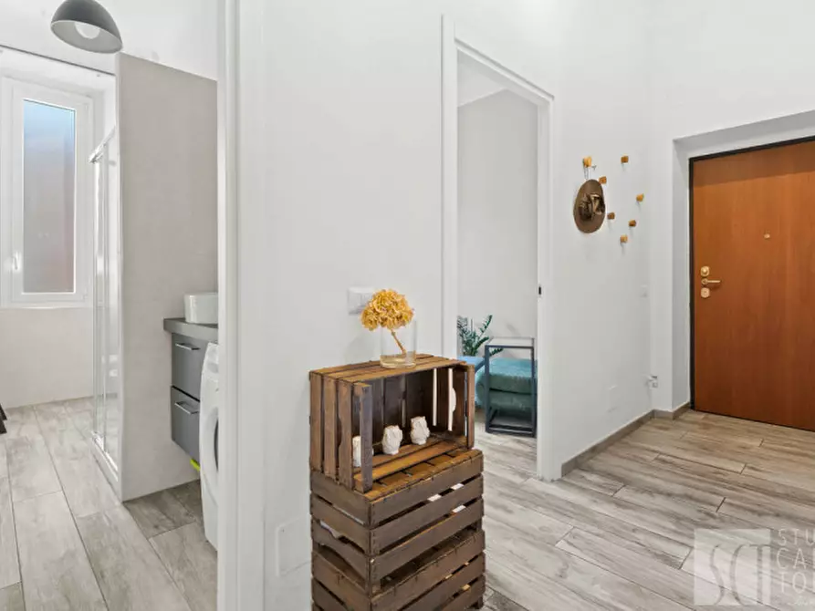 Immagine 22 di Appartamento in vendita  in via Giambellino, 67 a Milano