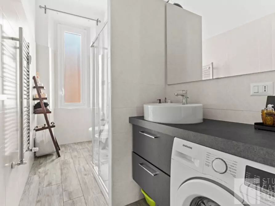 Immagine 23 di Appartamento in vendita  in via Giambellino, 67 a Milano