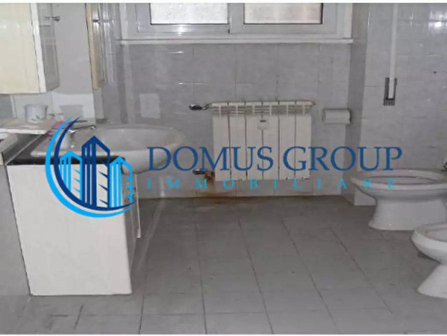 Immagine 10 di Appartamento in vendita  in Via Silvani Antonio a Roma