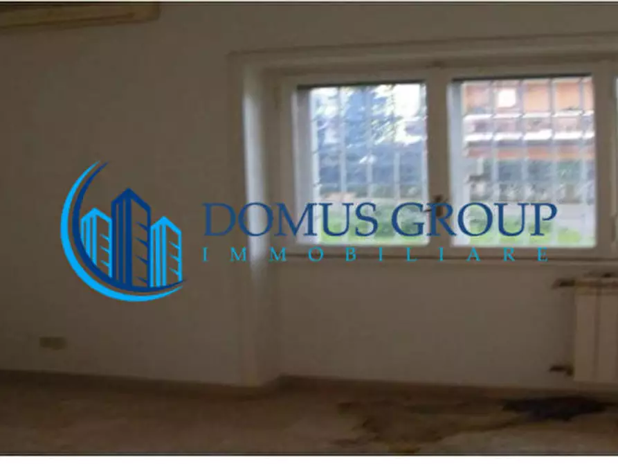 Immagine 18 di Appartamento in vendita  in Via Silvani Antonio a Roma