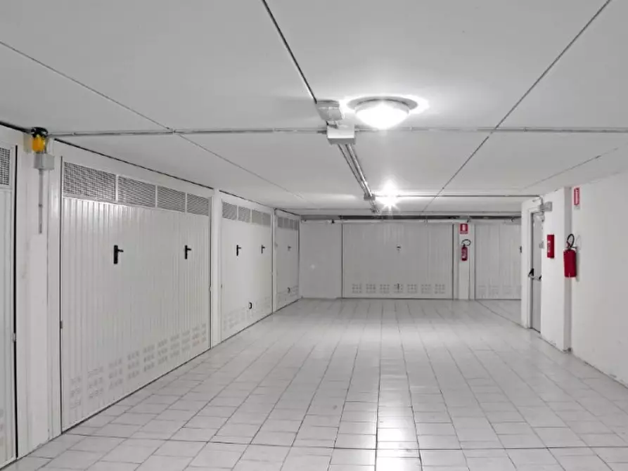 Immagine 1 di Garage in vendita  in Via Ca' Mori a Este