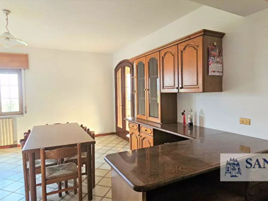 Immagine 3 di Appartamento in vendita  in VIA BRUNELLI a Val Liona