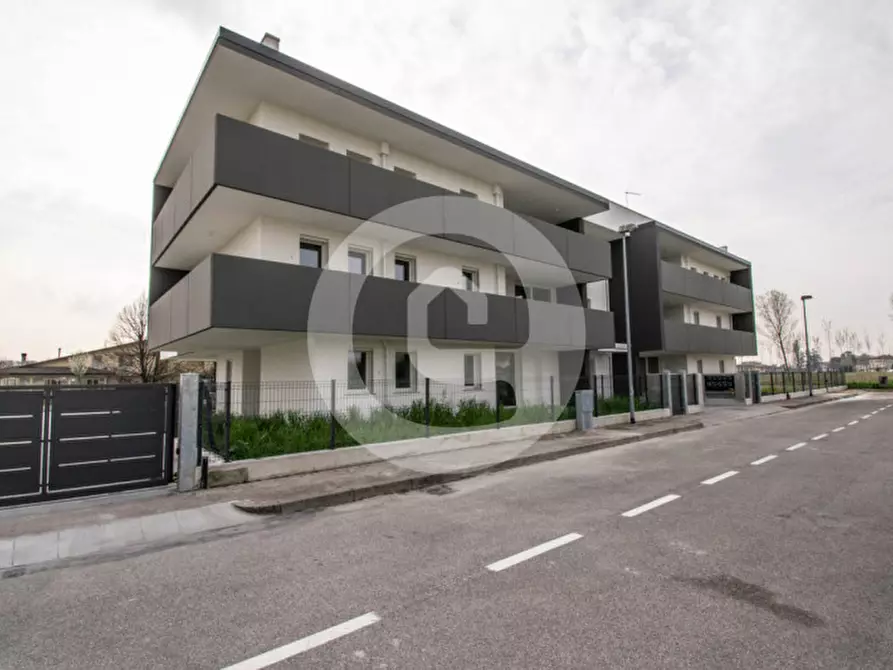 Immagine 12 di Appartamento in vendita  a Santa Giustina In Colle