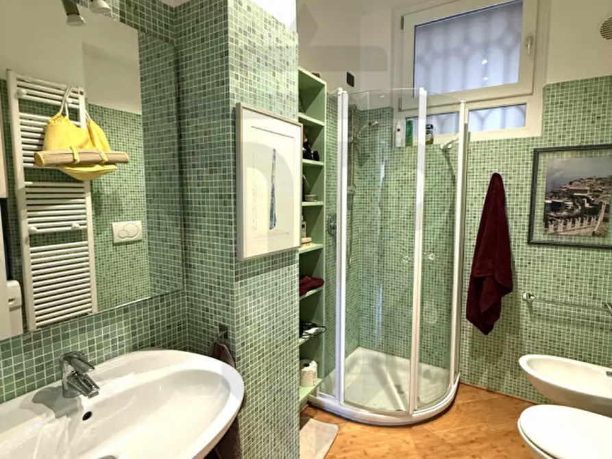 Immagine 17 di Appartamento in vendita  in Via Gardesana 1215 a Torri Del Benaco