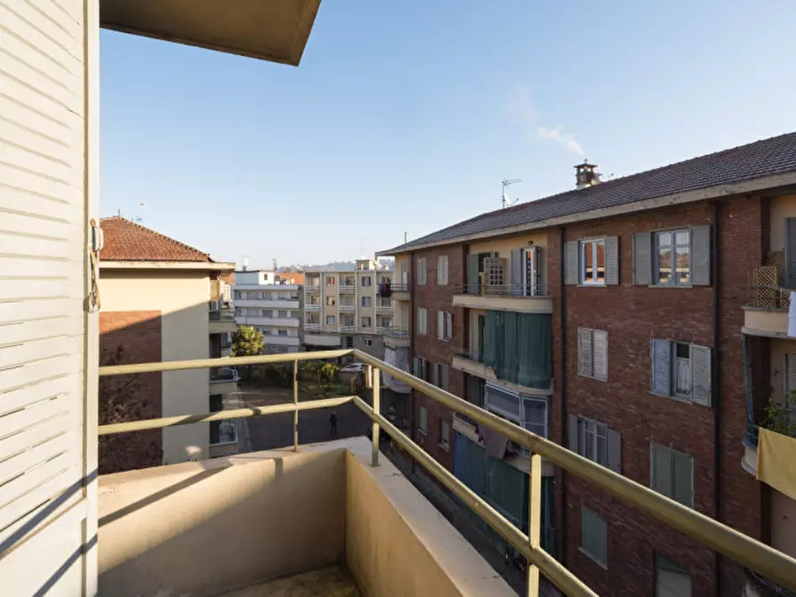 Immagine 24 di Appartamento in vendita  in Via Guido Cavalcanti 6 a Torino