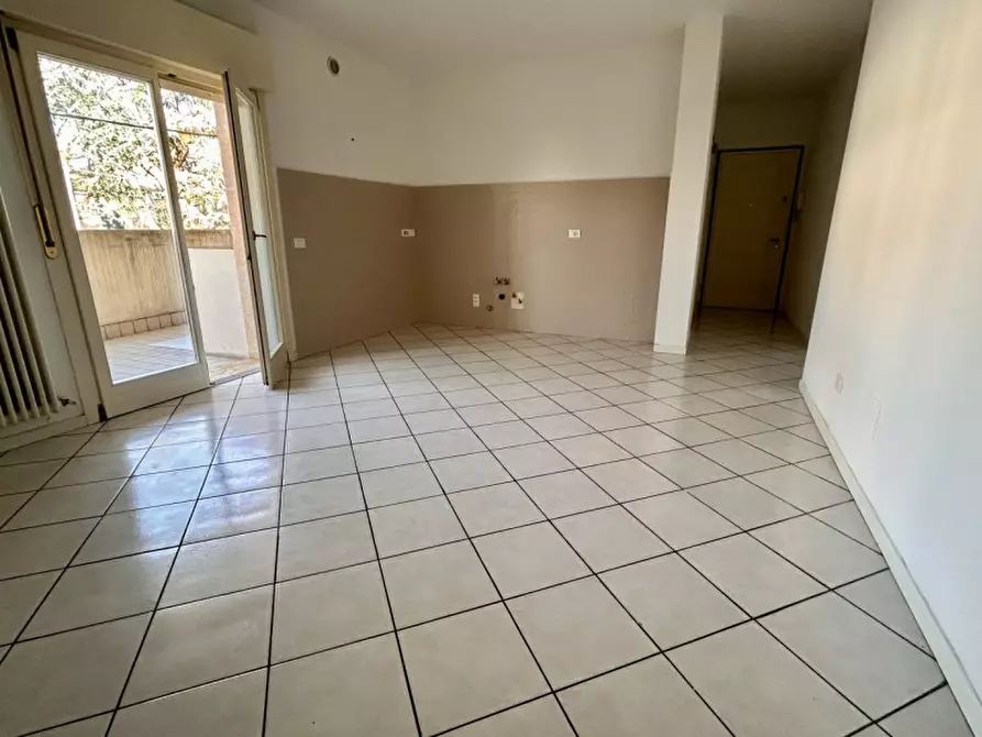 Immagine 4 di Appartamento in vendita  in Viale Jacopo Dal Verme, 157 a Vicenza