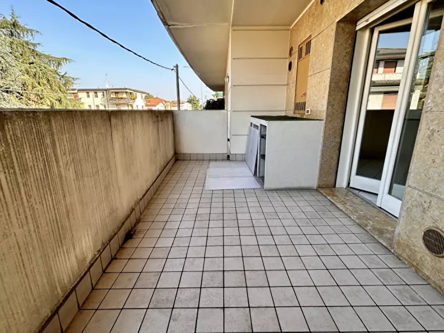 Immagine 6 di Appartamento in vendita  in Viale Jacopo Dal Verme, 157 a Vicenza