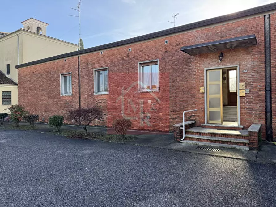 Immagine 7 di Appartamento in vendita  in Piazza del Popolo 5 a Torviscosa