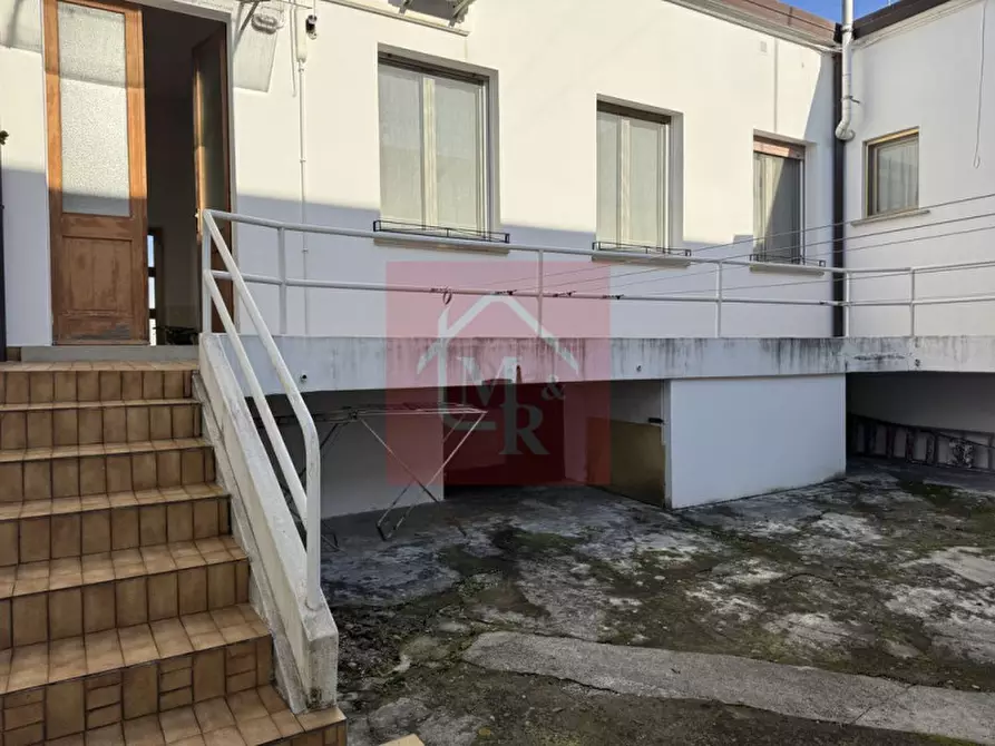 Immagine 44 di Appartamento in vendita  in Piazza del Popolo 5 a Torviscosa