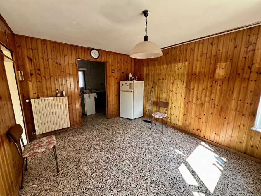 Immagine 11 di Casa indipendente in vendita  in via oni, 52 a Boschi Sant'anna