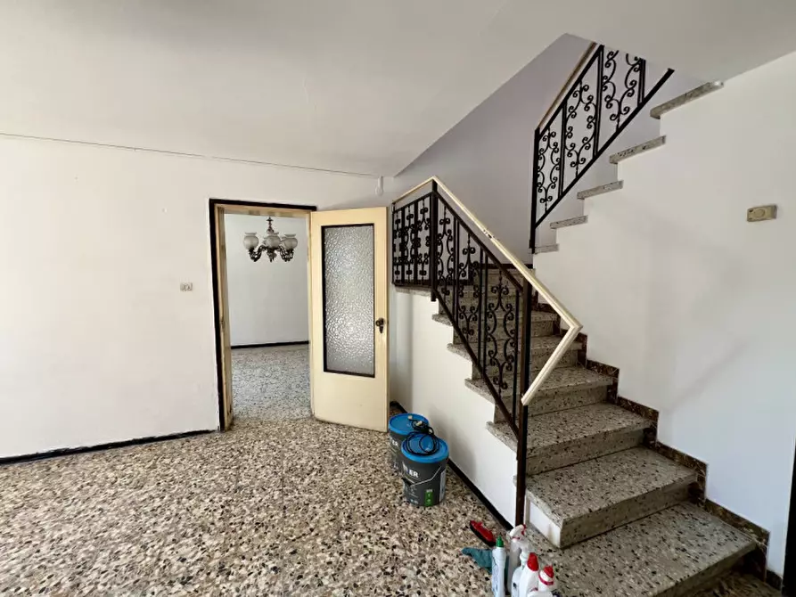 Immagine 14 di Casa indipendente in vendita  in via oni, 52 a Boschi Sant'anna