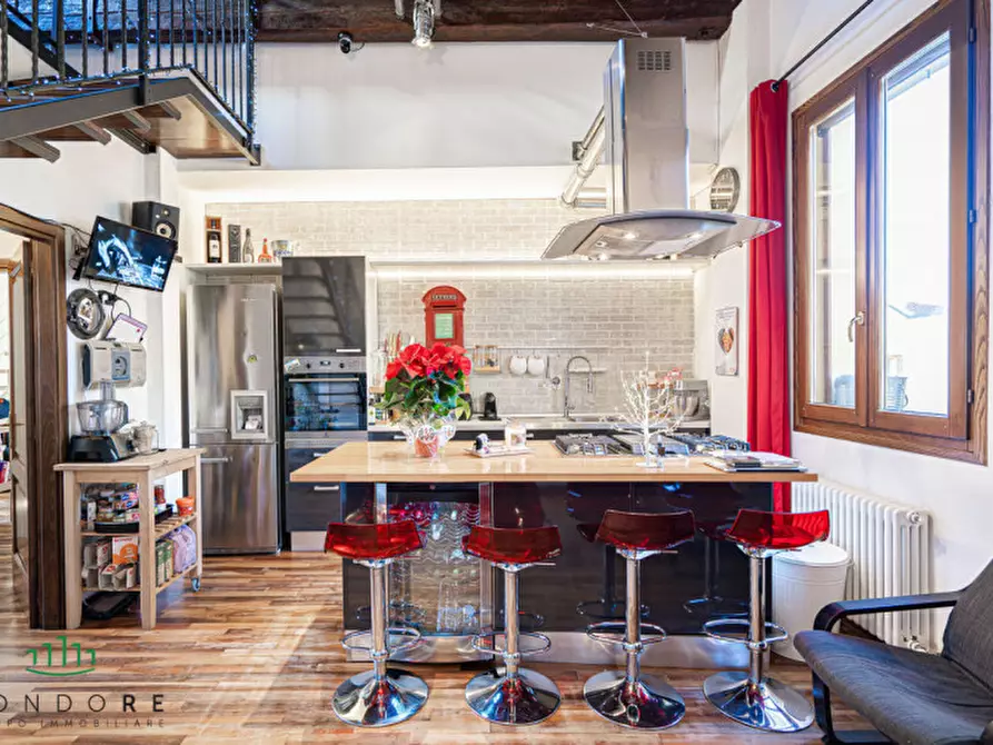 Immagine 1 di Appartamento in vendita  in PIAZZA DEI MARTIRI a Sasso Marconi