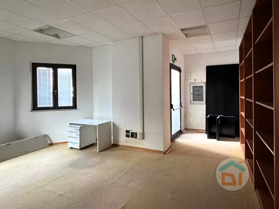 Immagine 21 di Ufficio in vendita  in Piazzale Salvo d'Acquisto, 11 a Monfalcone