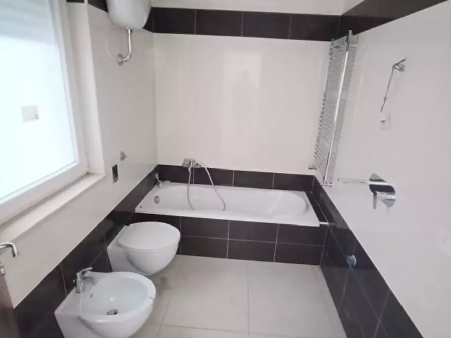 Immagine 9 di Appartamento in vendita  in Via Trani a Andria