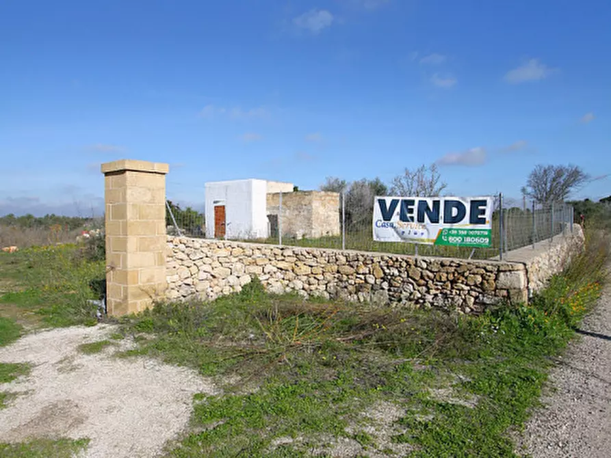 Immagine 17 di Terreno in vendita  in Contrada Fabbrica a Alezio