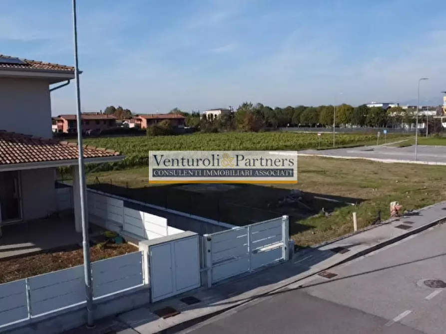 Immagine 4 di Terreno in vendita  in via Garza a Brescia