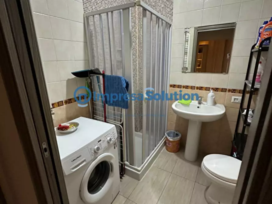 Immagine 10 di Camera in affitto  in Corso Giuseppe Garibaldi a Napoli