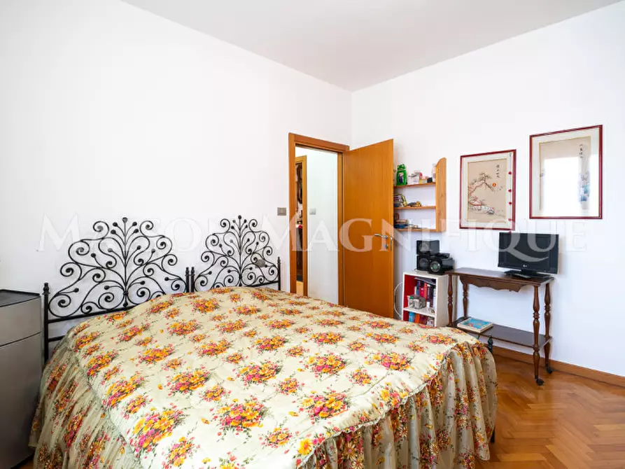 Immagine 11 di Appartamento in vendita  in Via Belriguardo a Ferrara