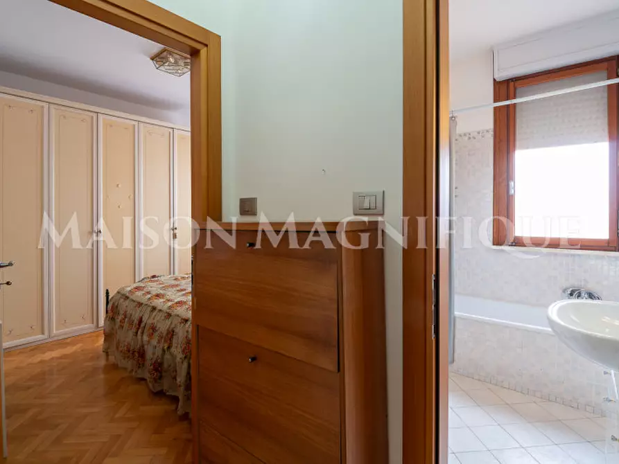 Immagine 16 di Appartamento in vendita  in Via Belriguardo a Ferrara