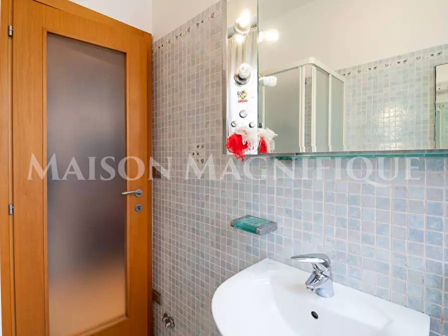 Immagine 22 di Appartamento in vendita  in Via Belriguardo a Ferrara