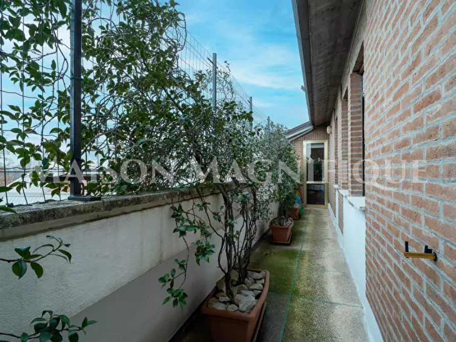 Immagine 25 di Appartamento in vendita  in Via Belriguardo a Ferrara