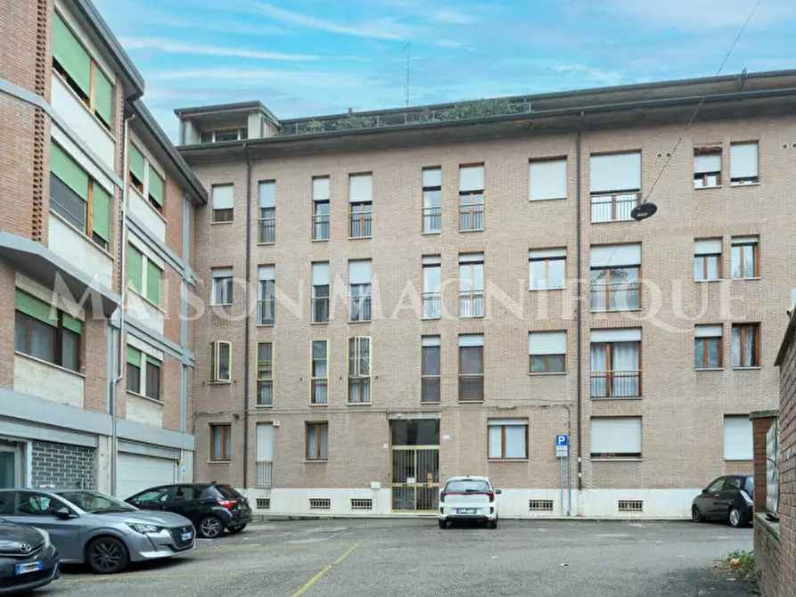 Immagine 27 di Appartamento in vendita  in Via Belriguardo a Ferrara