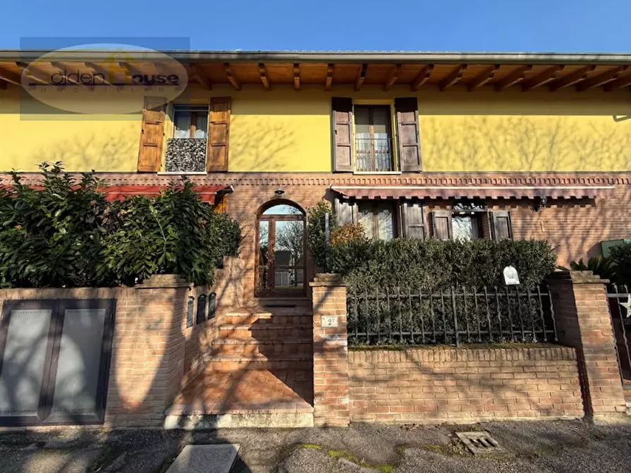 Immagine 1 di Appartamento in vendita  in Via Giacomo Leopardi 2 a Argenta