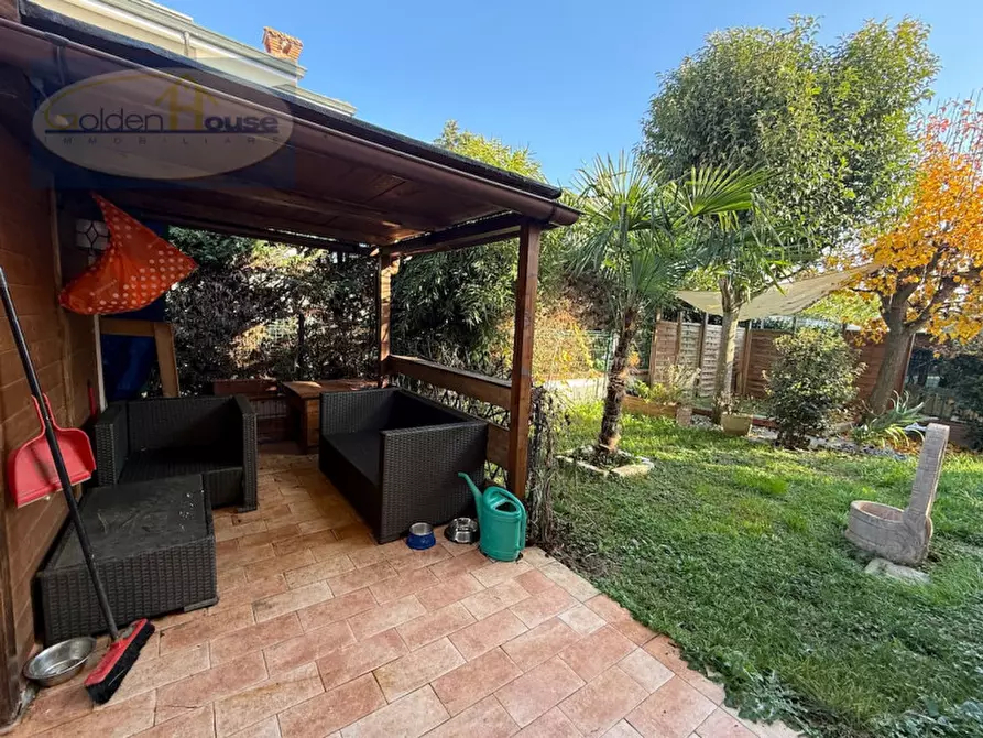 Immagine 19 di Appartamento in vendita  in Via Giacomo Leopardi 2 a Argenta