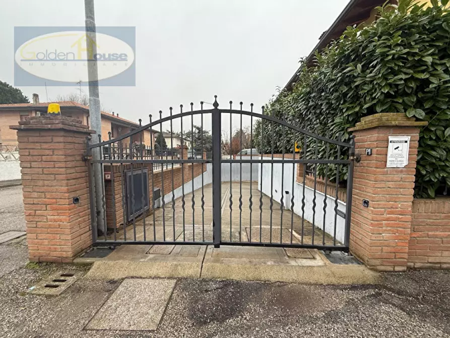 Immagine 24 di Appartamento in vendita  in Via Giacomo Leopardi 2 a Argenta