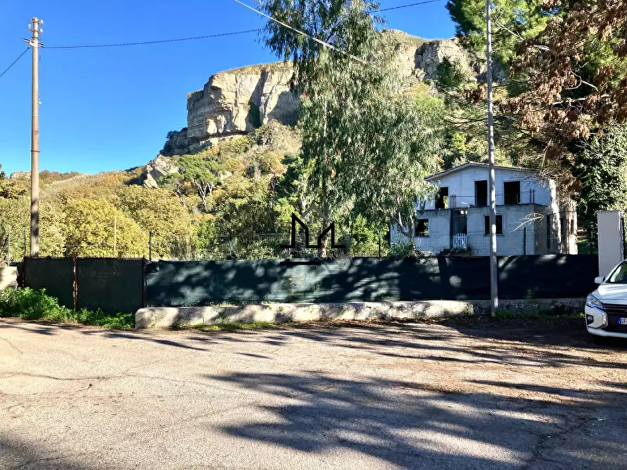 Immagine 14 di Villa in vendita  a Corleone