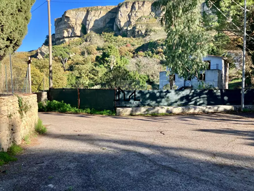 Immagine 18 di Villa in vendita  a Corleone