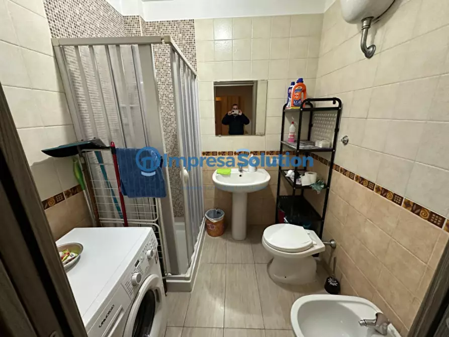 Immagine 10 di Camera in affitto  in Corso Giuseppe Garibaldi a Napoli