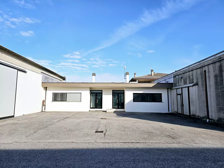 Immagine 10 di Capannone industriale in vendita  in Via Alessandro Volta a Borgo Veneto